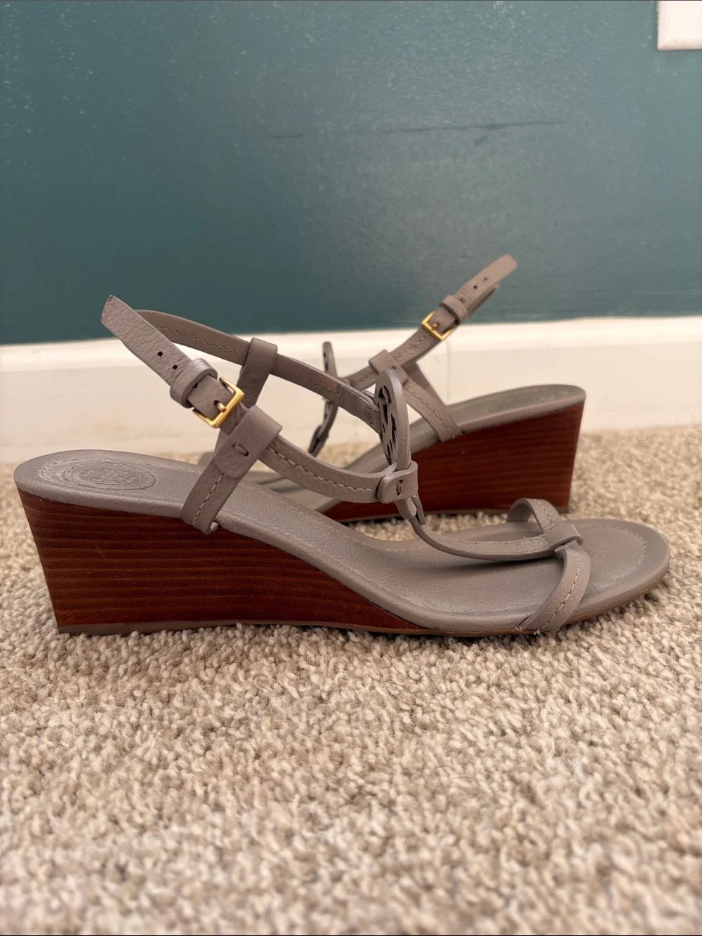Tory Burch Mini Miller Women's 60mm Wedge Sandal Dust Storm Gray